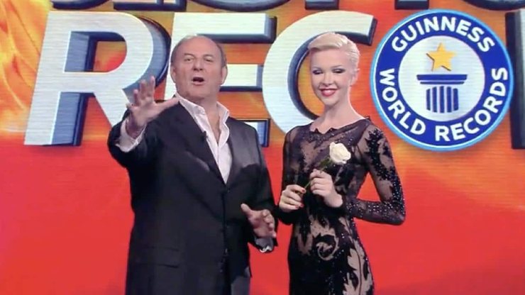 Gerry Scotti a Lo show dei record - Oggi24.it