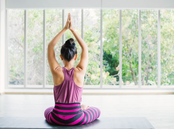 Praticare yoga ha tantissimi benefici - oggi24.it