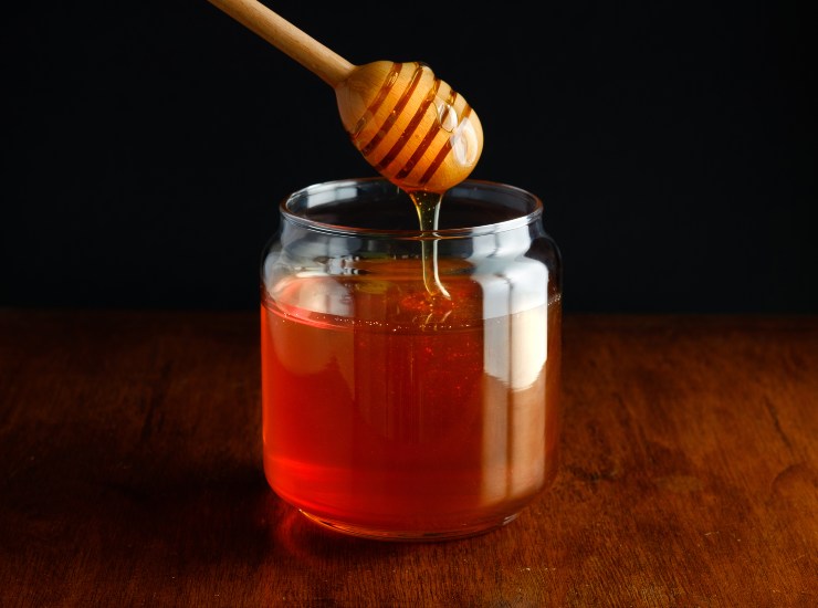 Il miele è uno degli ingredienti della ricetta - oggi24.it