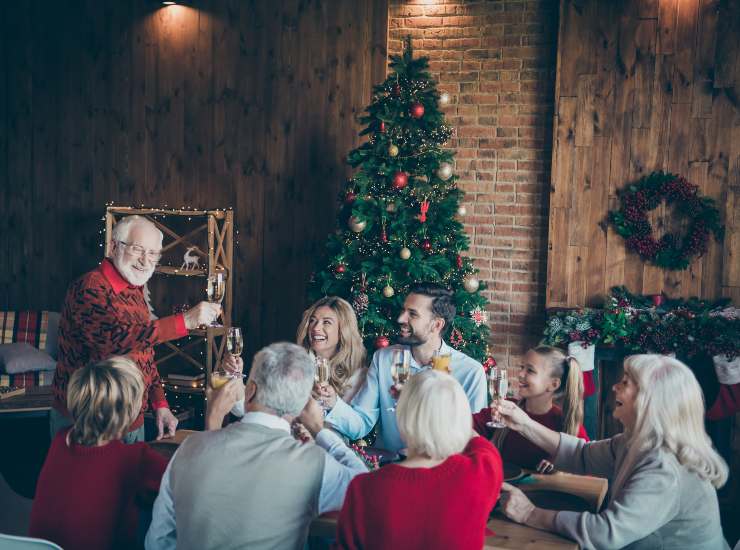 Natale significa stare in famiglia e condividere la felicità con tutti quanti - oggi24.it